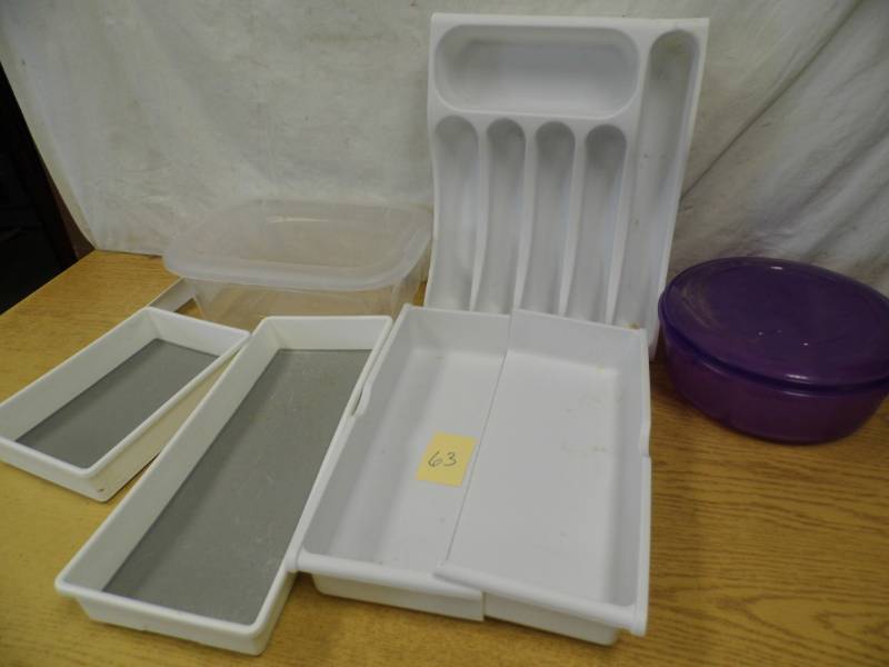 lot 63 image: Plastic Containers - Organizers