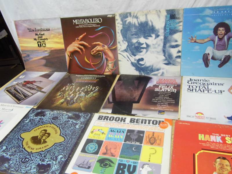 lot 68 image: Albums
