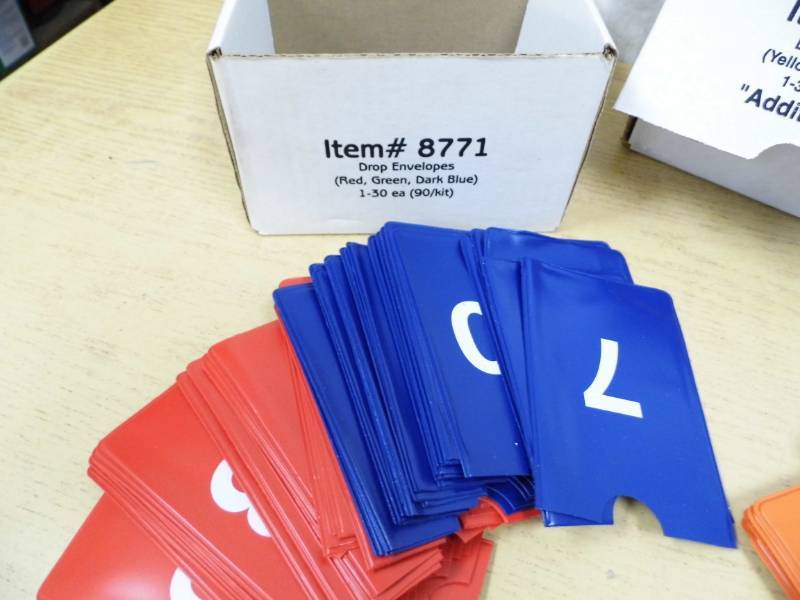 lot 42 image: Lot of 8 Plexiglass Frames - Drop Envelopes