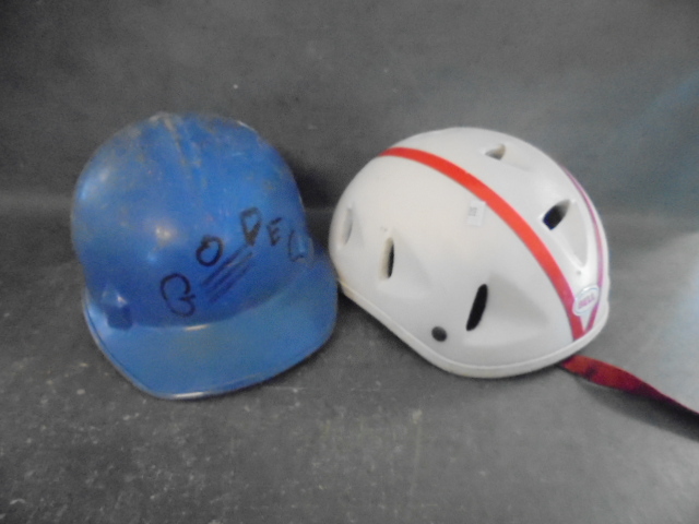 lot 25 image: Safety Helmet and Bike Helmet