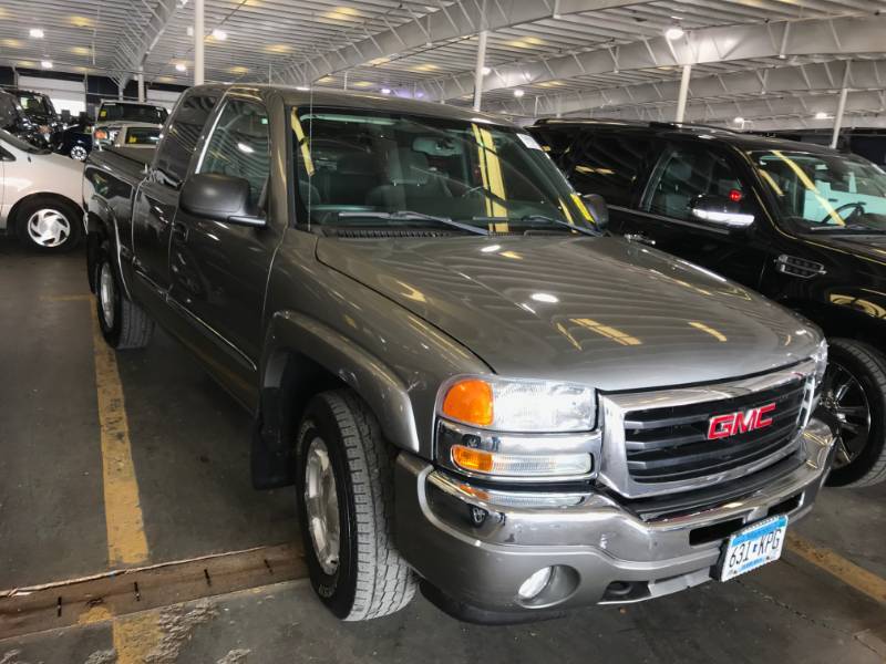 lot 2 image: 2006 GMC Sierra 1500 SLE 4x4