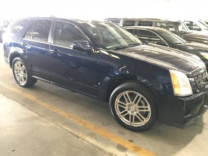 lot 3 image: 2008 Cadillac SRX AWD