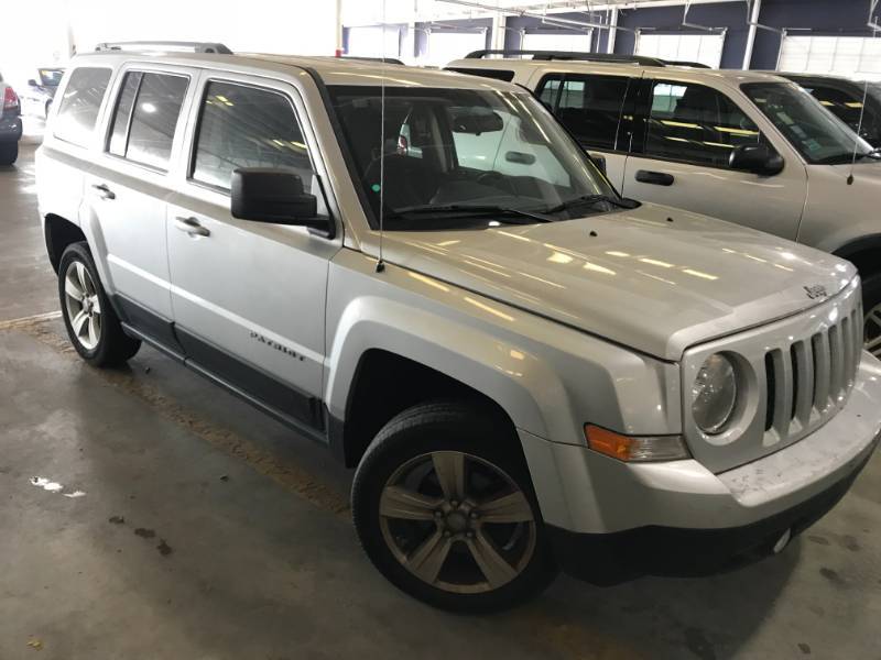 lot 16 image: 2011 Jeep Patriot 4x4