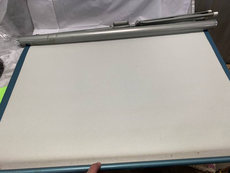 Projector Screen