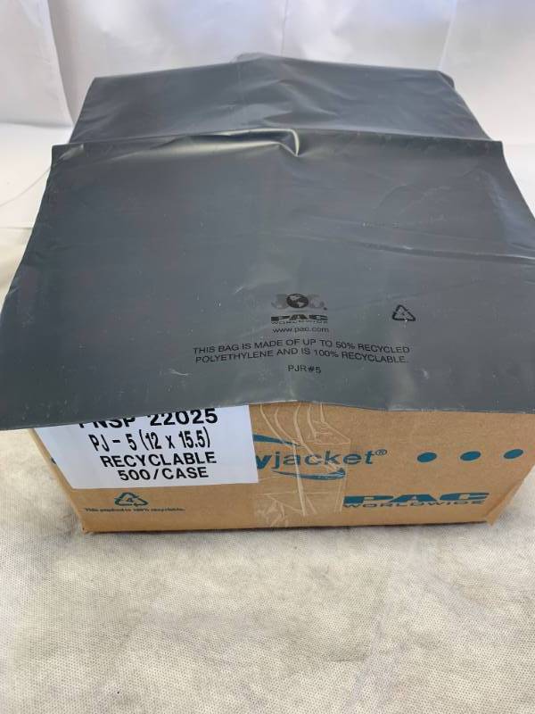 Lot of 500 12 x 15 12 Shipping Bags