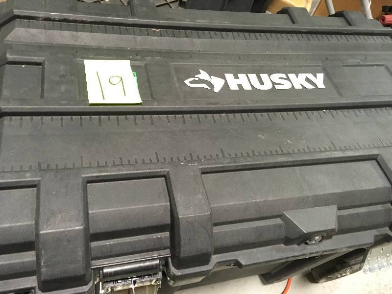 lot 19 image: Husky 37 in. Mobile Job Box Utility Cart Black
