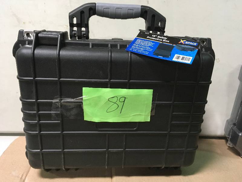 lot 89 image: Members Mark 16 Safety Protective Box not used