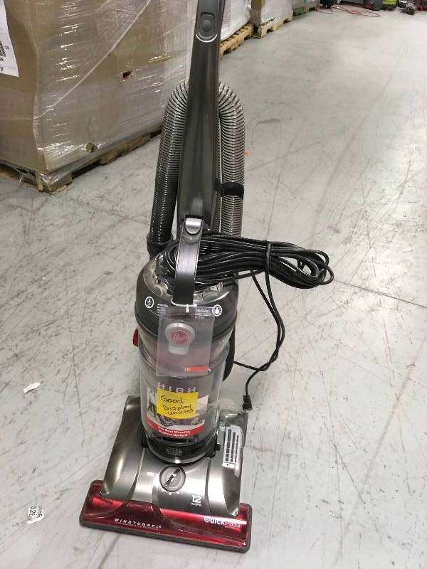 lot 26 image: Hoover WindTunnel 3 High Performance Pet Bagless Upright Vacuum Cleaner DISPLAY NOT USED