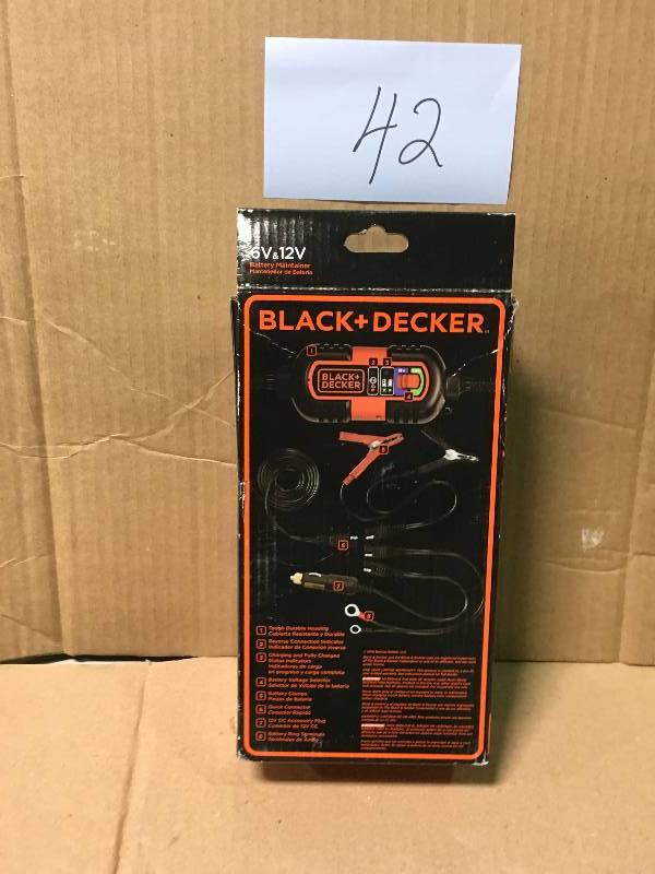 lot 42 image: BLACKDECKER 120-Volt Battery Maintainer USED  in good working condition