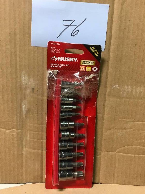 lot 76 image: Husky 14 and 38 in. Drive Torx Bit Socket Set (11-Piece) not used