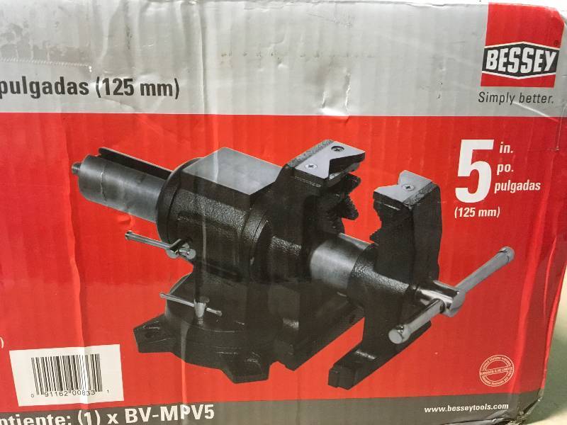 lot 100 image: BESSEY 5 in. Multi-Purpose Rotating Pipe and Bench Vise with Swivel Base not used