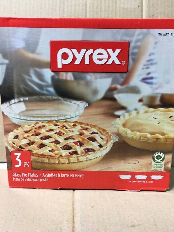 Pyrex Glass 3 PK Pie Plates Set 9.5 x 1.5 Oven Microwave Freezer Safe not used
