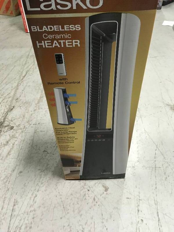 Lasko Bladeless Ceramic Heater in good working conditio