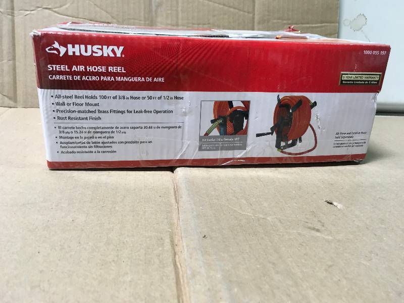 Husky Manual Air Hose Reel not used