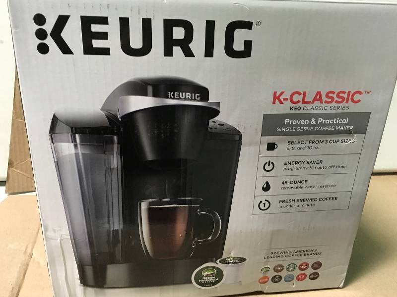 Keurig K-Classic K50 Single-Serve K-Cup Pod Coffee Maker in like new condition