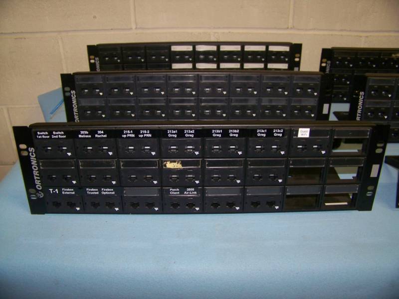 lot 98 image: Miscellaneous Network Patch Panels