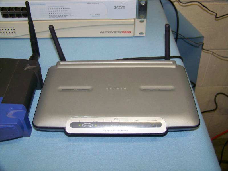 lot 100 image: Miscellaneous Routers, Ethernet Switches, Network Patch Panels and more