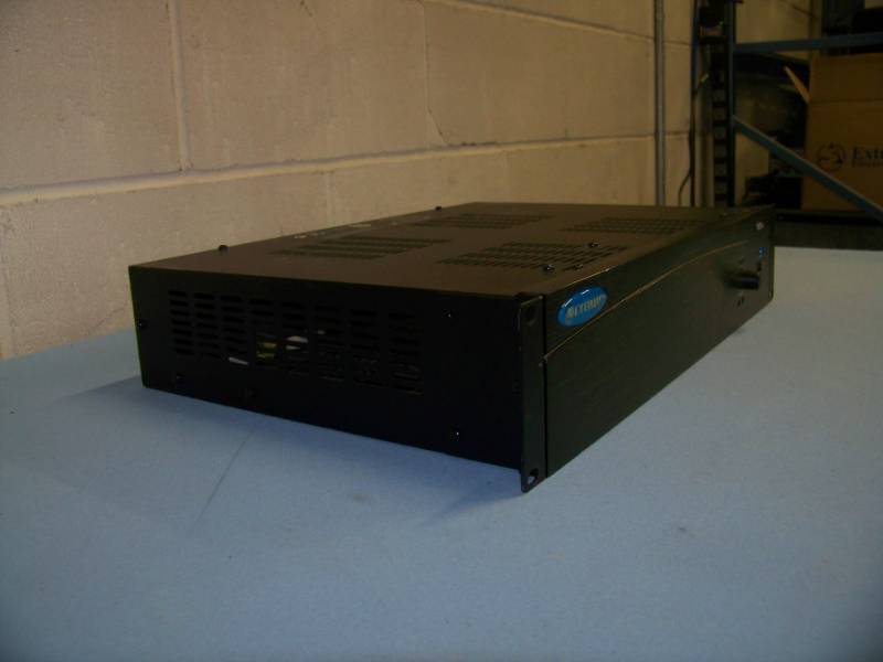 lot 8 image: Crown, 80W, CommercialProfessional, Power Amplifier  Amp