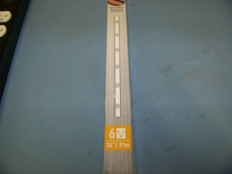 lot 116 image: (2) Multi-Outlet Power Strips