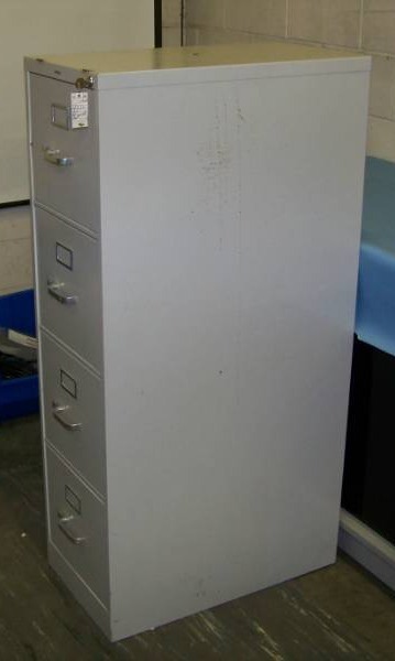 lot 132 image: HON, 4-Drawer, Lockable File Cabinet with Keys