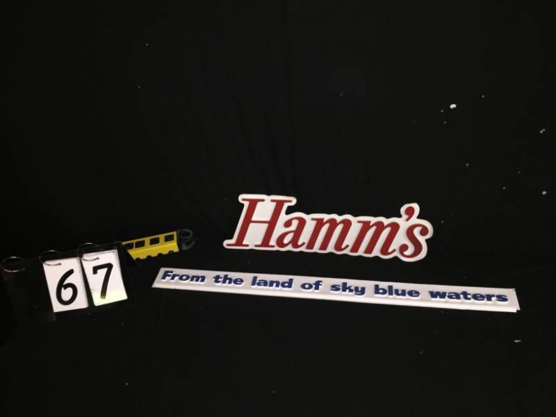 lot 67 image: Hamms vacuum formed plastic display pieces