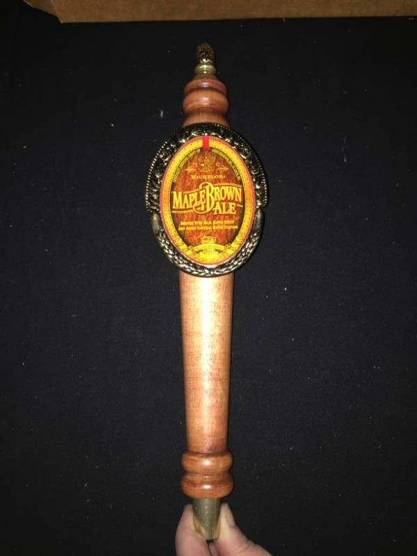 lot 99 image: Michelob Brown Ale ceramic tap handle