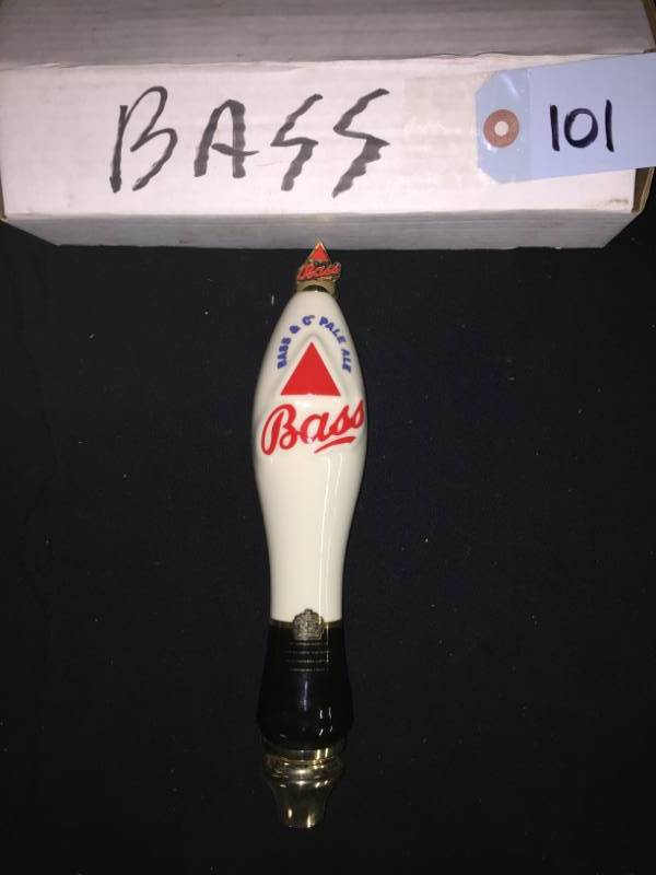 lot 101 image: Bass Pale Ale ceramic tap handle
