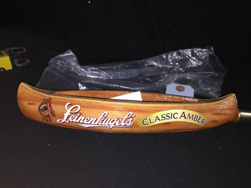 lot 102 image: Leinenkugels Classic Amber canoe tap handle