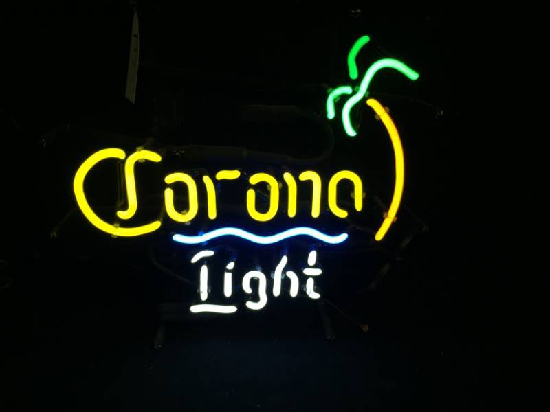 lot 197 image: Corona Light palm tree neon