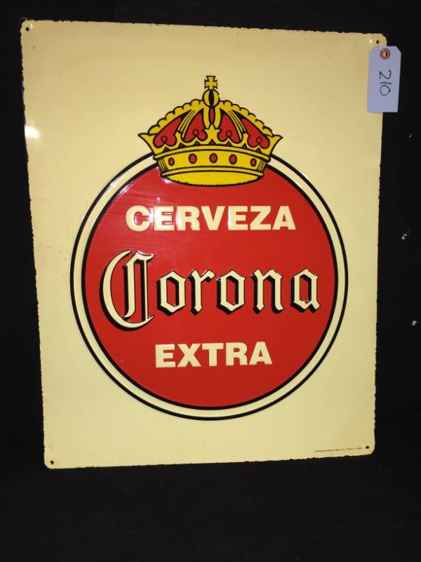 lot 210 image: Corona Cerveza Extra tin tacker