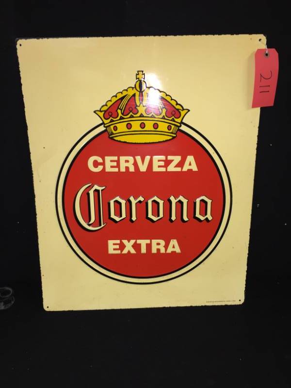 lot 211 image: Corona Cerveza Extra tin tacker