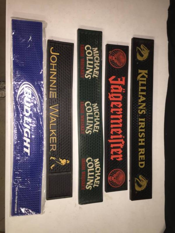 lot 226 image: Lot of 5 bar mats