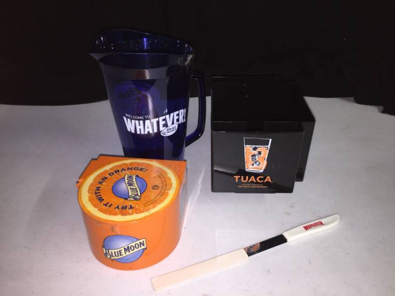 lot 243 image: Bud Light pitcher and asst bar items