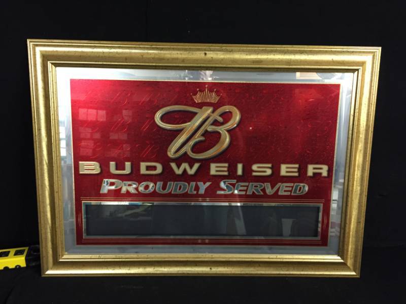 lot 215 image: Budweiser mirror