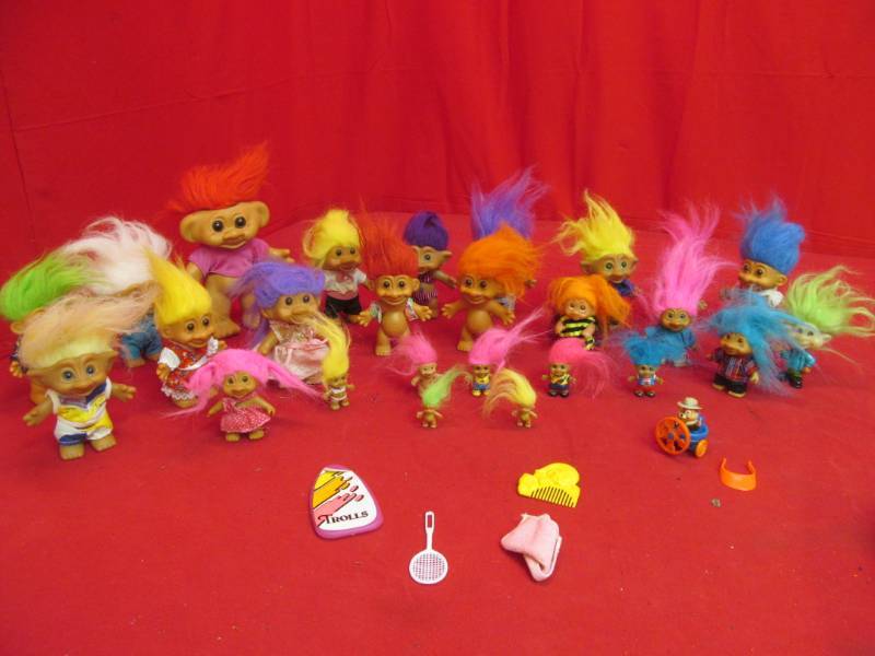 trolls