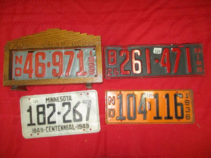 Old Minnesota license plates