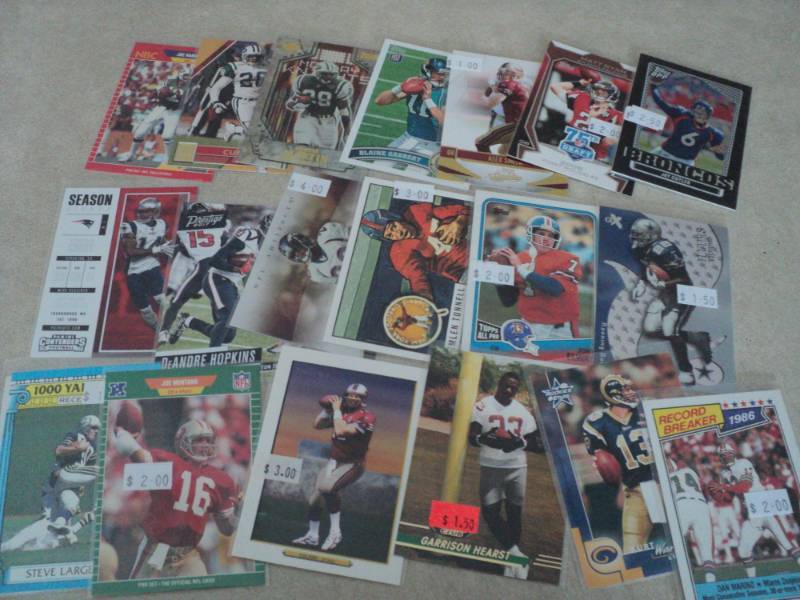 lot of football Cards...
