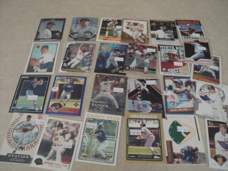 25 Baseball Cards...