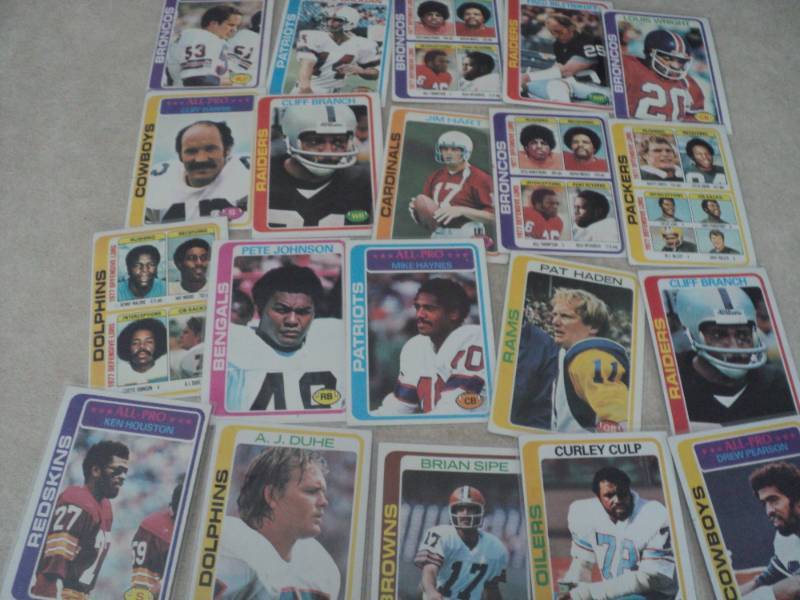 20 1978 Topps Football Cards...