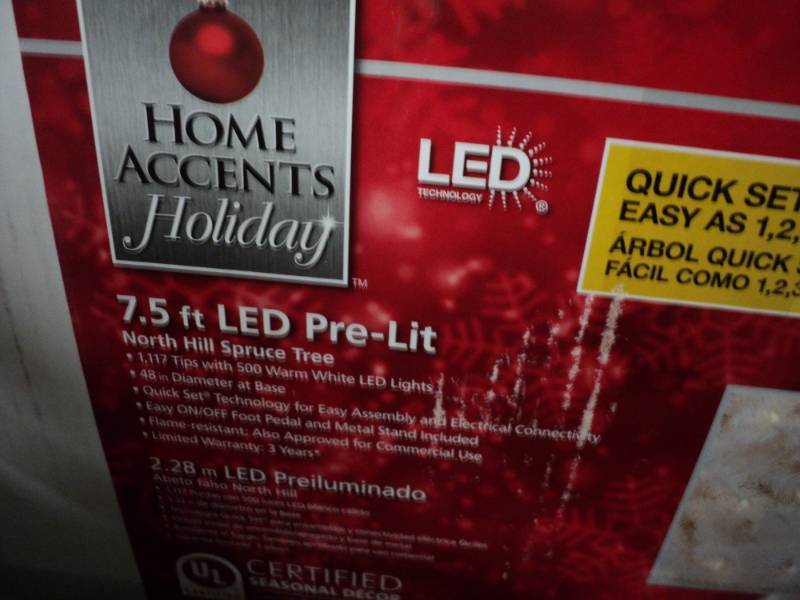 Wesley 7.5 LED Pre lit Spruce tree...