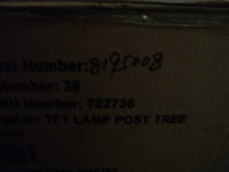 7 ft Lamp Post Tree...