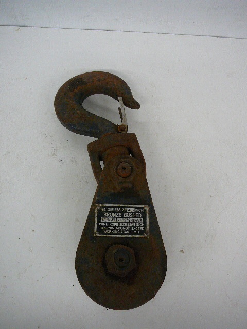 lot 3 image: Snatch Block  4 Ton