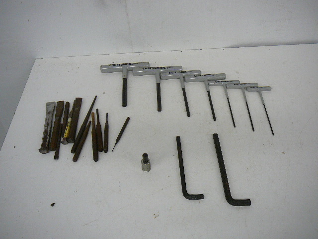 lot 14 image: Hand Tools