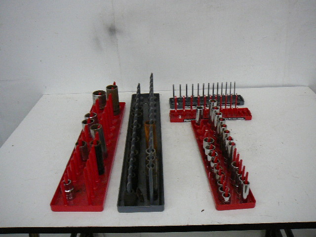 lot 20 image: Sockets & Socket Trays