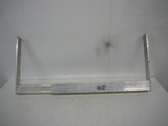 lot 46 image: Tire Stagger Gauge