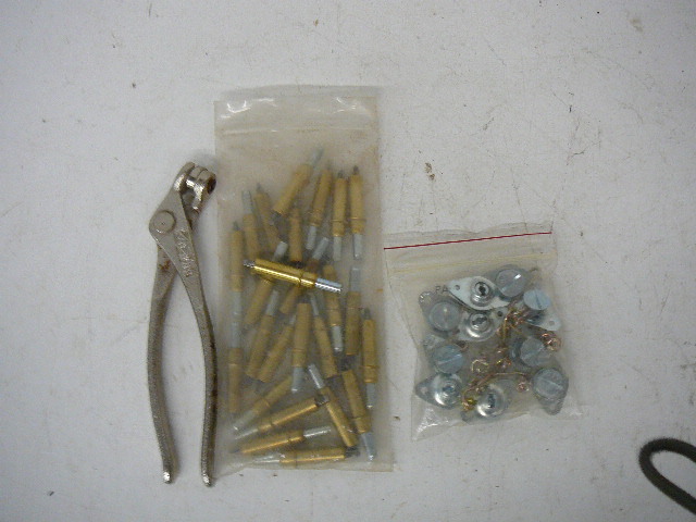 lot 66 image: CLECO Kit