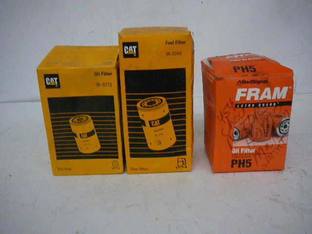 lot 70 image: Oil Filters