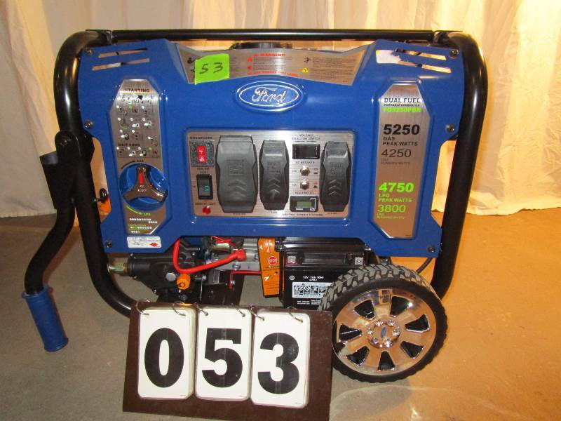 lot 53 image: Ford Portable Generator - Dual Fuel - 5250 Watt