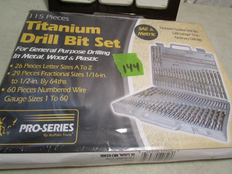 lot 144 image: Pro-Series 115 pc Titanium Drill Bit Set