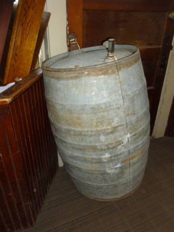 lot 8 image: Vintage Oil Barrel